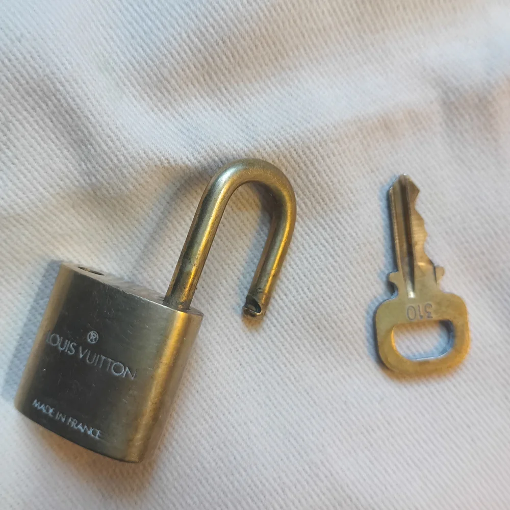 Authentic Louis Vuitton Lock & Key # 310 - Picture 2 of 11